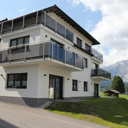 In/ski Out Jagahuett'n By Schladmingurlaub Apartment